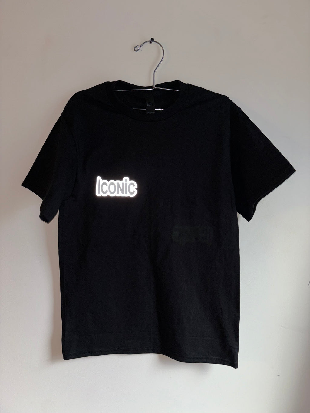 “Flipping the bird” 3M Black T-shirt